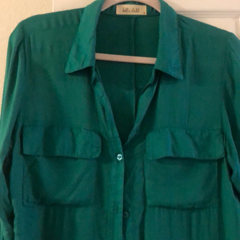 Green rayon button down - Picture 2 of 3